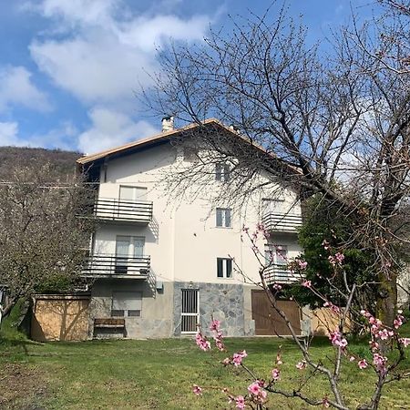 Casa Vacanza Leonardo Apartment Chambave Ngoại thất bức ảnh