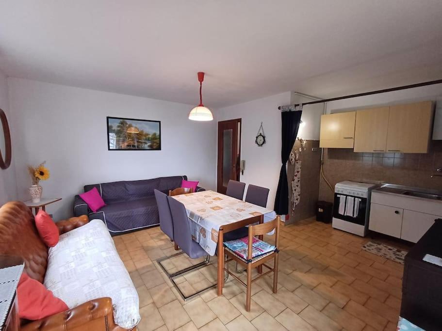 Casa Vacanza Leonardo Apartment Chambave Ngoại thất bức ảnh